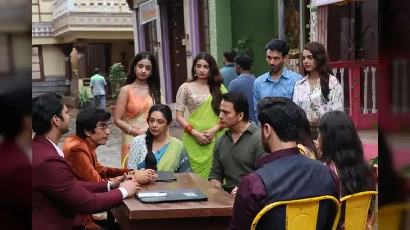 Anupamaa Update: Prem Throws Recipe Diary, Rahi Goes Missing